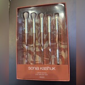 NEW GIFT eye makeup Target 5 pc brushes Sonia Kashuk limited edition *2 for 20*